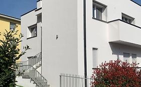 Green Home - Bellagio Apt